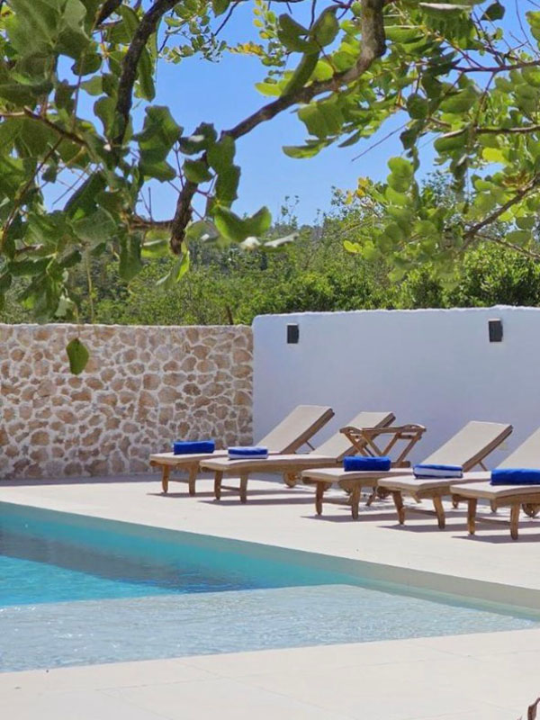 Interiér luxusní vily na Ibize